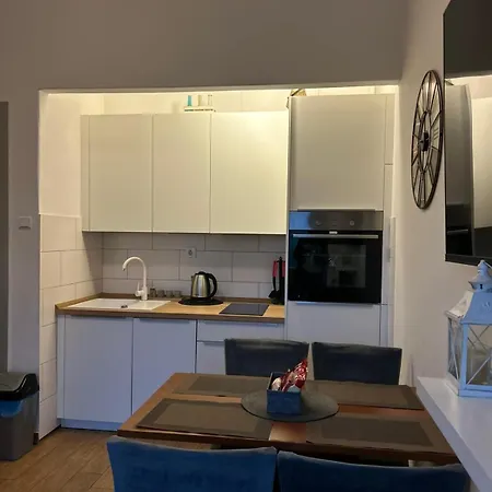 With Free Parking And Large Balcony
