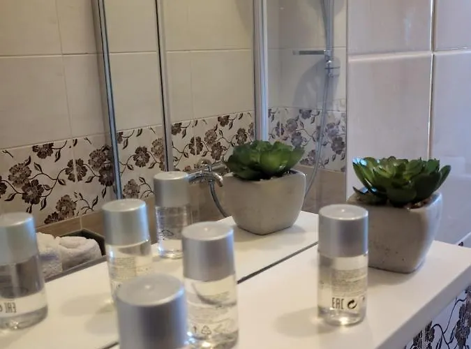 With Free Parking And Large Balcony